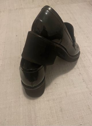 Mocasines Gadea Negros Charol Tacón