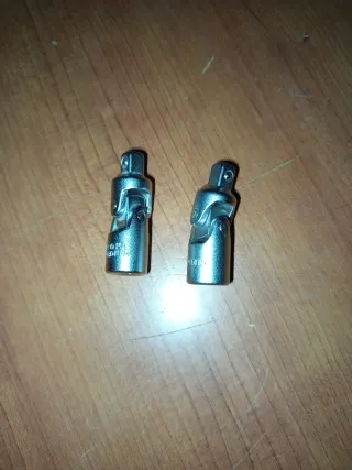 2 articulaciones universales 1/4