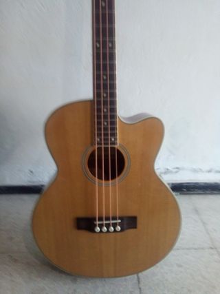 Bajo Acústico 4 cuerdas + Estuche
