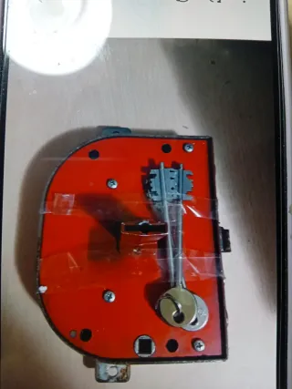 Serratura porta blindata