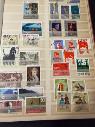 Album di francobolli di 16 pagine con francobolli