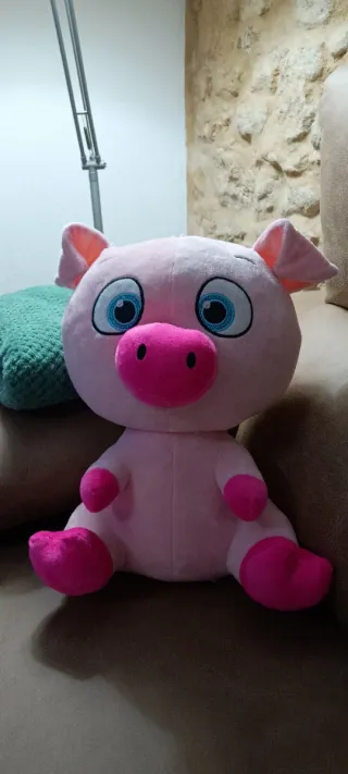 Cerdito grande de peluche