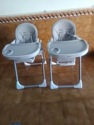 2 tronas para bebé color gris