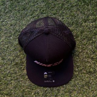 Gorra Nike SB Negra Rejilla