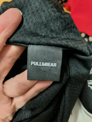 Camiseta Pull&Bear S Negra y Blanca