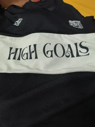 Camiseta Pull&Bear S Negra y Blanca