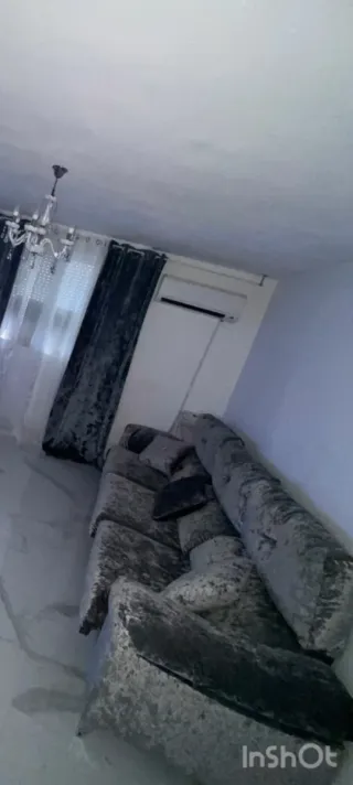 Sofá de lujo gris terciopelo