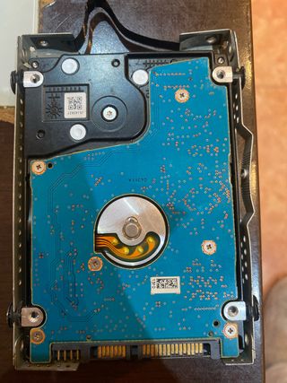 Disco Duro Interno Toshiba 1T (1000G)