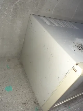 Horno Microondas Corbero usado funciona .ver