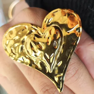 Anillo Corazón Dorado