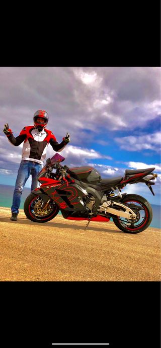 Honda CBR1000R 2004 - 42.000 km