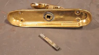 Tirador puerta latón vintage Italia