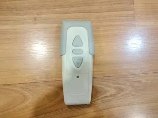 Proyector benQ y pantalla de 2 metros