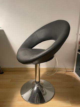 2 Sillas Grises y/o 2 sillas negras