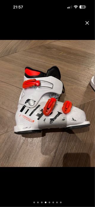 Conjunto esquís y botas Rossignol en buen estado