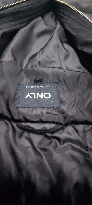 Abrigo largo acolchado mujer