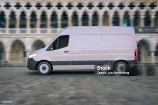 Alquiler de furgón grande con conductor