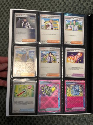 Álbum Pokémon Semicompleto Evoluciones Prismáticas