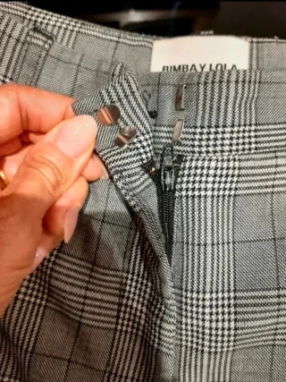 Pantalón Bimba y Lola cuadros gris