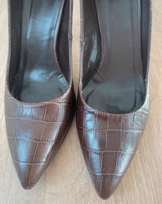 Zapatos tacón Zara imitación cocodrilo T36