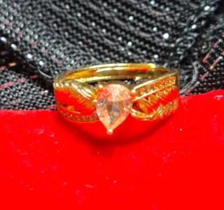 Anillo Elegante, precioso! Muy bueno!