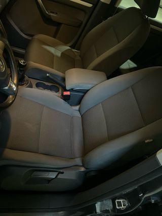 Volkswagen Touran 2012