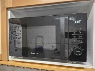 Microondas Taurus Laurent grill