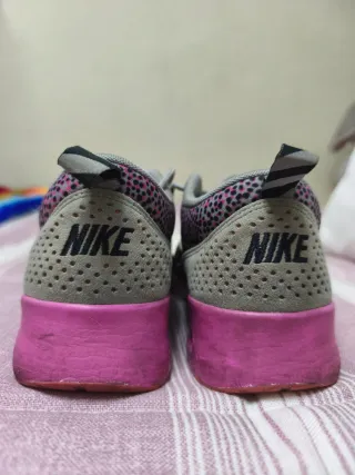 Zapatillas Nike Air Max Tavas