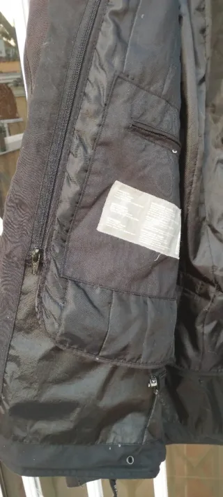 Chaqueta de moto negra.Talla XL.