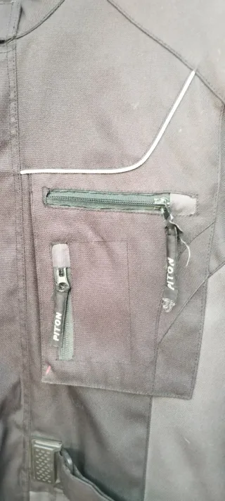 Chaqueta de moto negra.Talla XL.