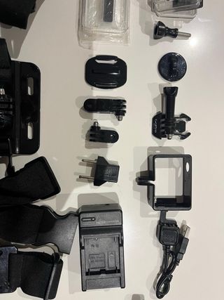 GoPro Hero 3+ Black Edition + PACCHETTO COMPLETO