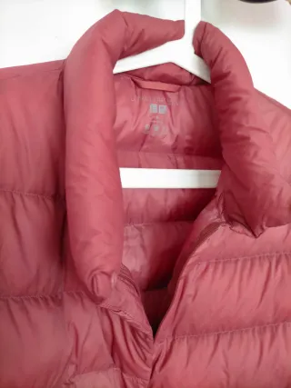 Chaqueta Uniqlo plumas Ultraligera