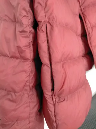 Chaqueta Uniqlo plumas Ultraligera