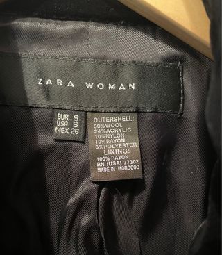 Abrigo de mujer, negro y beige. Zara. Talla S