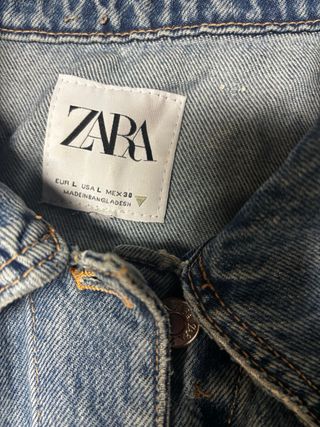 Mono vaquero corto Zara