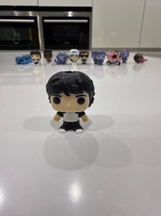 Figuras Stranger Things Kinder Joy