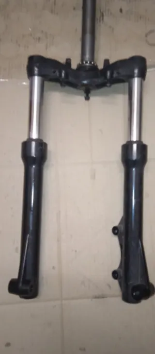 Tija y horquillas Sym Symphony SR 125