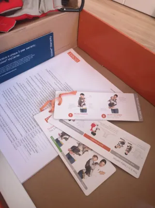 Mochila portabebé Stokke MyCarrier Roja