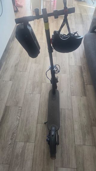 Patinete Eléctrico Xiaomi Mi 3 + Accesorios