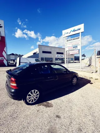 Opel Astra 2004