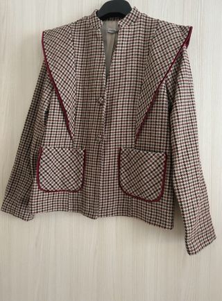 Chaqueta de lana con estampado