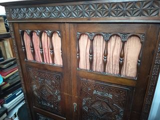 Armario librería madera tallada antiguo