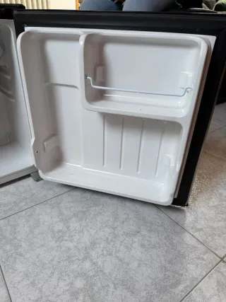 Mini Frigorifero Cecotec Grandcooler 20000 Inox