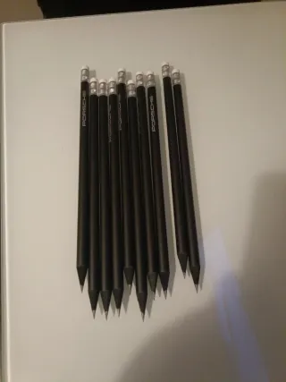 Lápis Preto Vendo 10 por 15 euros