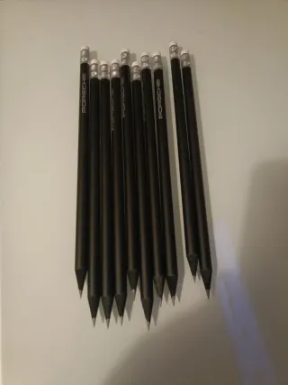 Lápis Preto Vendo 10 por 15 euros