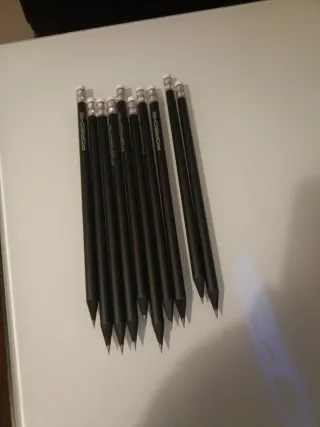 Lápis Preto Vendo 10 por 15 euros