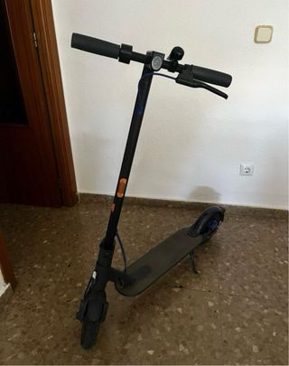 Patinete Eléctrico Xiaomi Essential