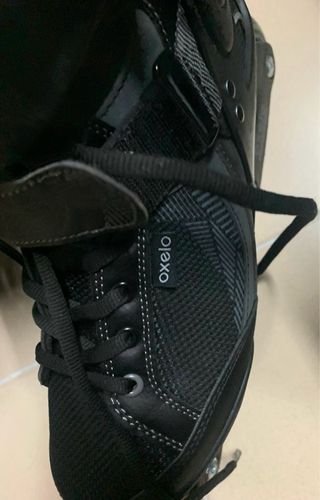 Patines en línea negros
