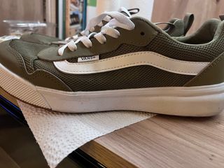 Zapatillas Vans Verdes y Blancas con 2 usos