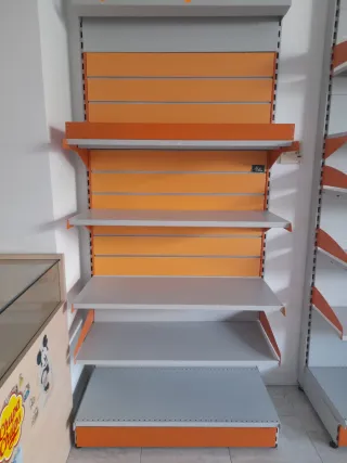 Estanterías y Muebles De Almacenamiento Muy Bien